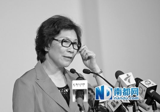 昨日,廣州市副市長貢兒珍在新聞發布會上回答記者提問。南都記者 馮宙鋒 實習生 藍冰珣 攝 昨日,廣州市副市長貢兒珍在新聞發布會上回答記者提問。南都記者 馮宙鋒 實習生 藍冰珣 攝