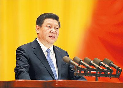 圖為：2014年9月5日，中共中央、全國人大常委會在人民大會堂隆重舉行慶祝全國人民代表大會成立60周年大會。中共中央總書記、國家主席、中央軍委主席習(xí)近平在大會上發(fā)表重要講話。